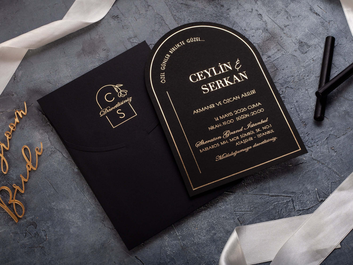 Wedding Invitation with Black Envelope and Gold Foil | Arch Shape Invite