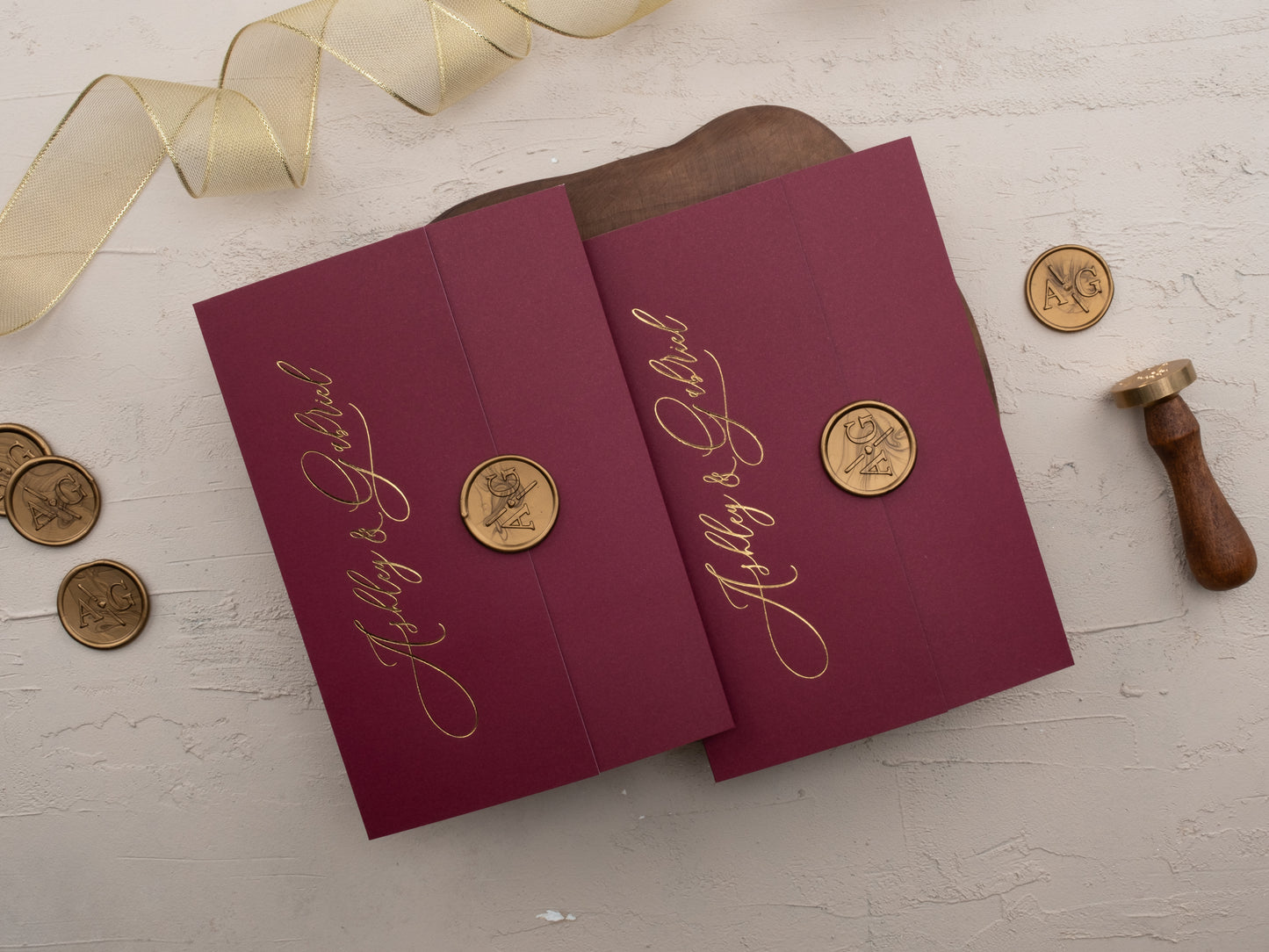 Elegant wedding invitation in burgundy with acrylic insert and wax seal