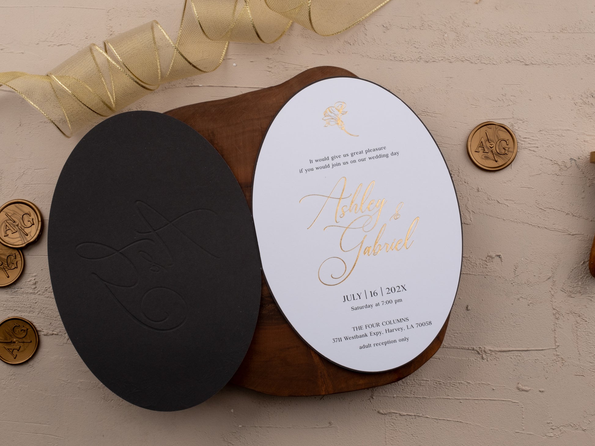 Black & Gold Oval Wedding Invitations