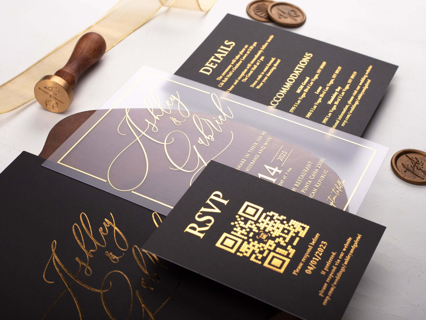Acrylic Wedding Invitation with Black Sleeve Envelope