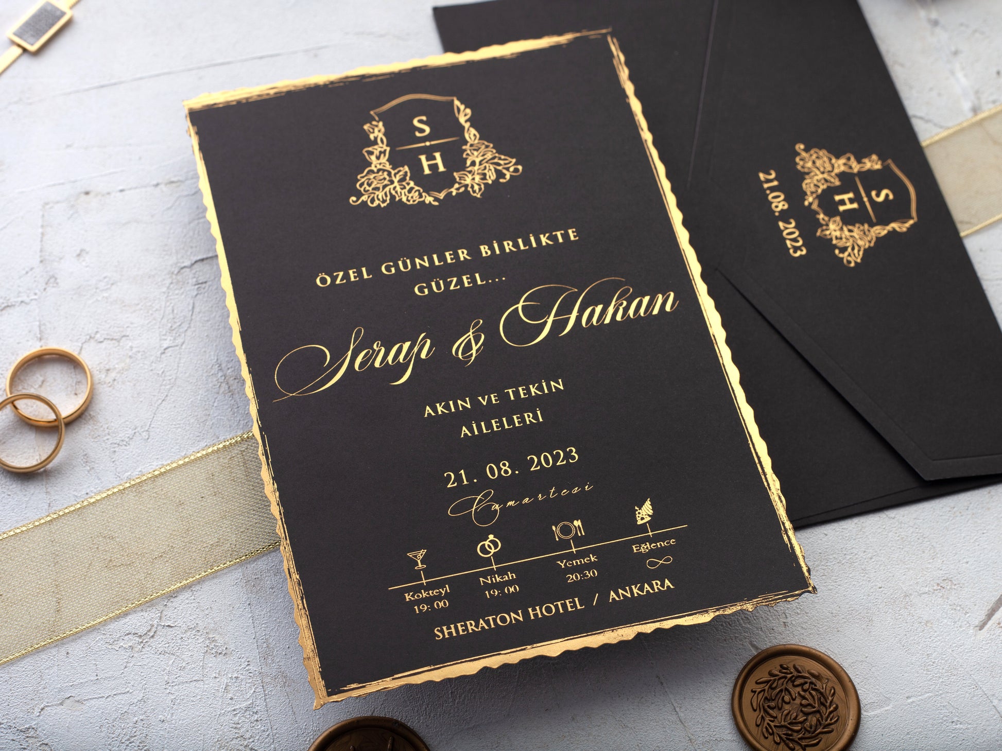 Black and Gold Foiled Wedding Invitations